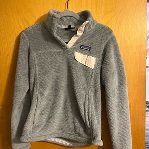Patagonia Gray and Cream Fleece Jacket